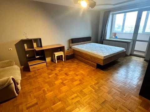 квартира по адресу Глиняная ул., 16