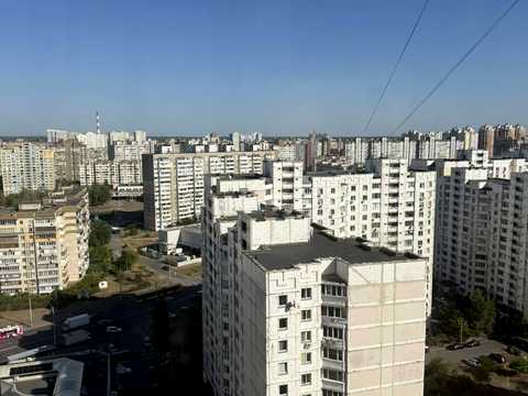квартира за адресою Милославська вул., 45