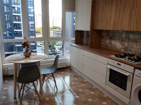 квартира за адресою Хіміків вул., 28, к.1-6