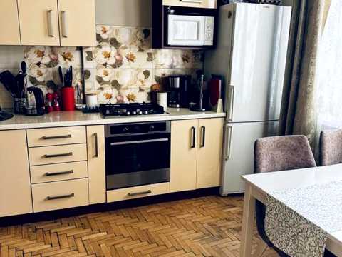 квартира за адресою Василя Стефаника вул., 4