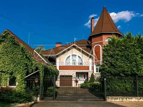 будинок за адресою Миру вул., 11
