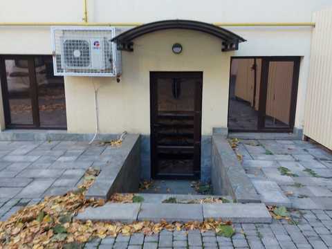 комерційна за адресою Одеса, Італійська вул. (Пушкінська), 23