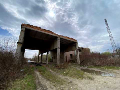комерційна за адресою с. Старий Вишнівець, Збаразька вул., 1