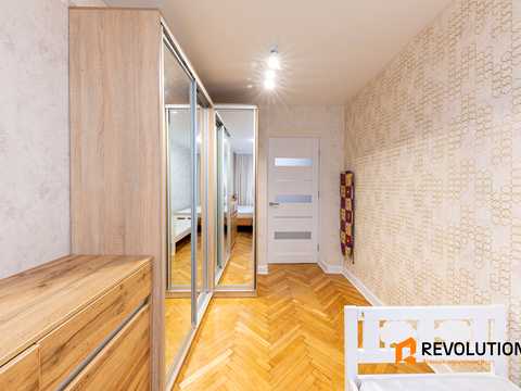 квартира за адресою Білоруська вул., 15-А