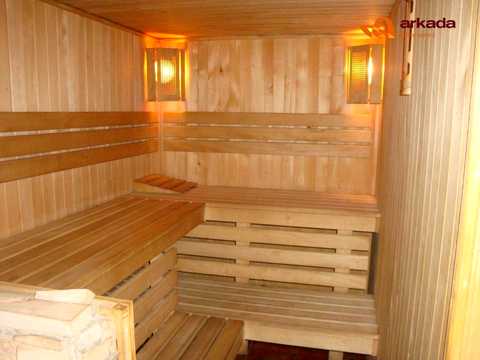 комерційна за адресою с. Яблуниця, Степана Бандери, 2
