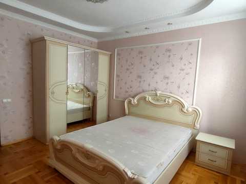 квартира по адресу Зодчих ул., 5