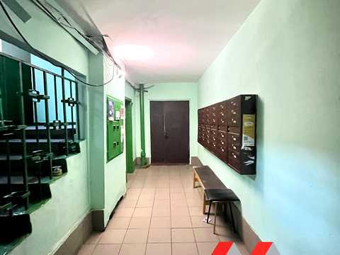 квартира за адресою Ревуцького вул., 25