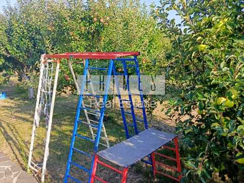 дом по адресу Вишнева