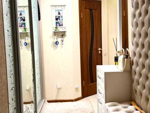 квартира за адресою Таїрова вул., 6