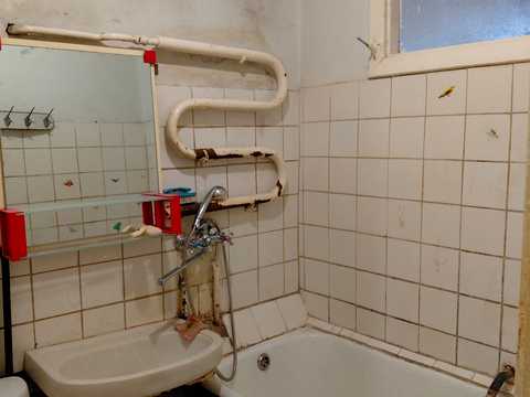 квартира за адресою Степана Бандери просп., 19