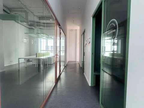 комерційна за адресою Паньківська вул., 14