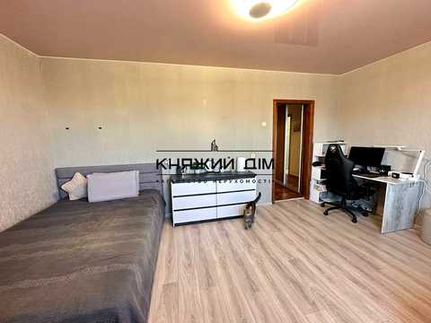 квартира по адресу Ларисы Руденко ул., 21