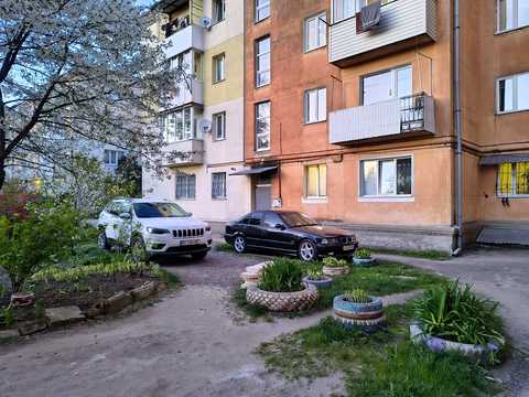 квартира за адресою Михайла Грушевського вул., 103/1