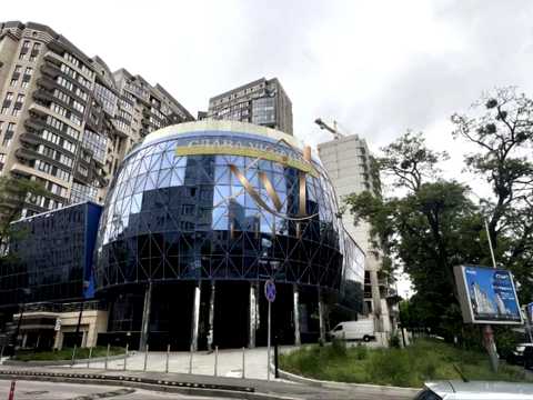 комерційна за адресою Василя Тютюнника вул. (Анрі Барбюса), 37/1