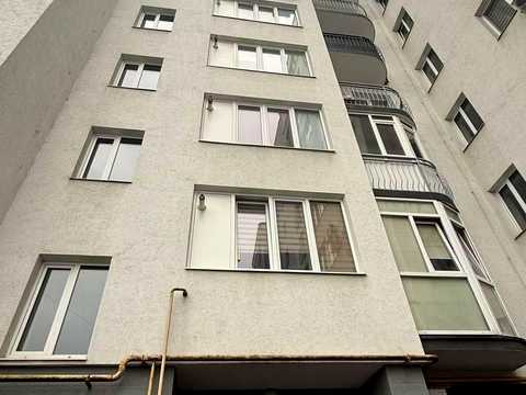 квартира за адресою Олександра Довженка вул., 25-Б