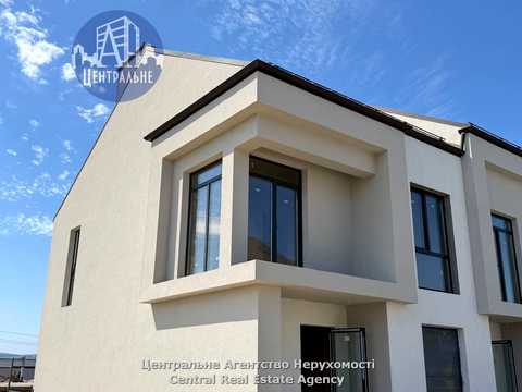 будинок за адресою с. Великий Кучурів, Богдана Хмельницького