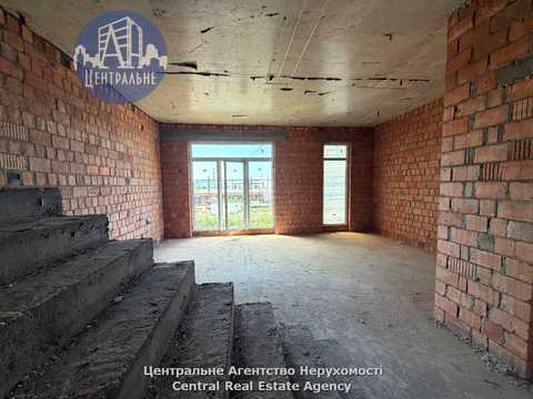 будинок за адресою с. Великий Кучурів, Богдана Хмельницького