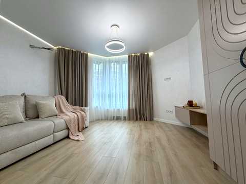 квартира за адресою Щаслива вул., 63