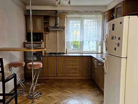 квартира по адресу Генерала Алмазова ул. (Кутузова), 14