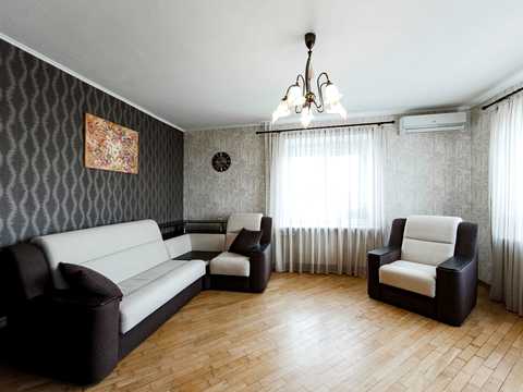 квартира по адресу Олександра Лазаревського ул. (Минина), 9