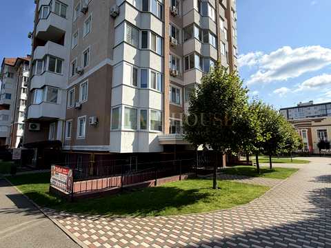 комерційна за адресою Бориса Гмирі вул., 10-А