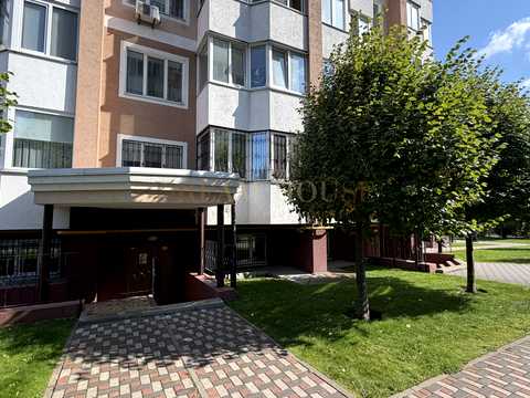 комерційна за адресою Бориса Гмирі вул., 10-А