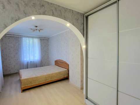 квартира за адресою Рильського вул., 5