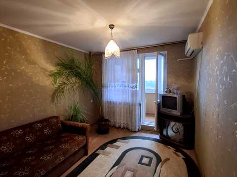 квартира за адресою Жоліо Кюрі вул., 64