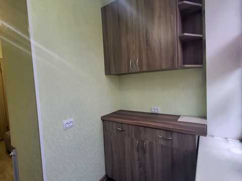 комерційна за адресою Миру вул., 38/4
