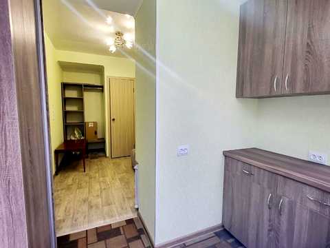 комерційна за адресою Миру вул., 38/4