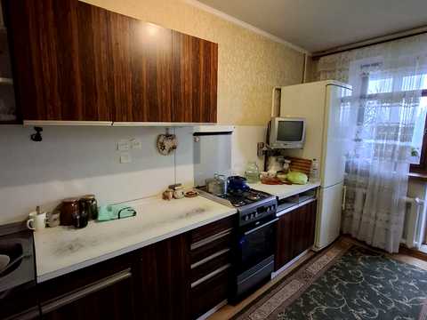 квартира за адресою Жоліо Кюрі вул., 64