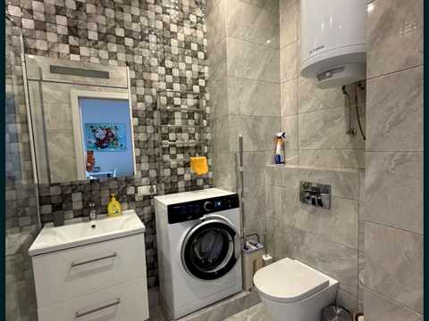 квартира за адресою Джона Маккейна вул. (Івана Кудрі), 7
