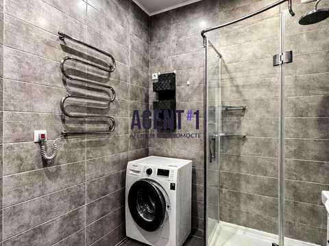 квартира за адресою Тополева вул., 6