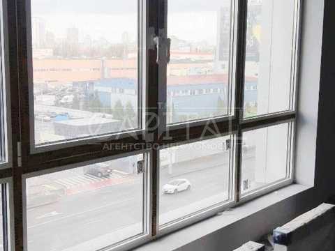 комерційна за адресою Київ, Степана Бандери просп. (Московський), 8