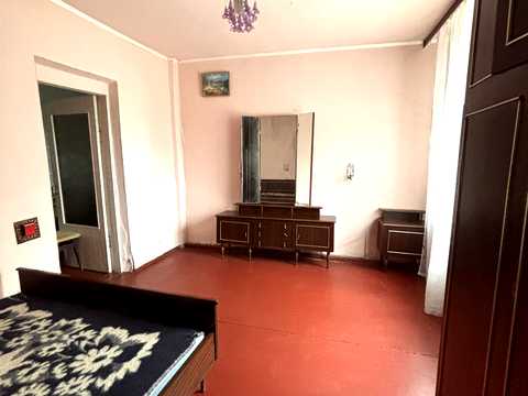 будинок за адресою Центральна вул., 6
