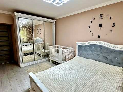квартира за адресою Небесної Сотні вул. (Івана Стасюка), 26
