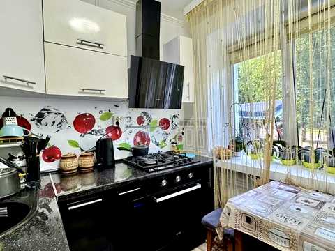 квартира за адресою Небесної Сотні вул. (Івана Стасюка), 26