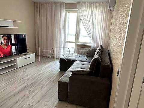 квартира за адресою Ревуцького вул., 54