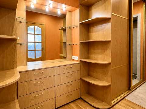 квартира за адресою Соборності вул. (Жовтнева), 77а