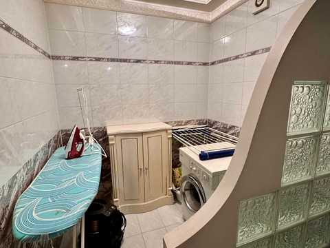 квартира по адресу Владимира Моссаковского ул. (Клари Цеткін), 8