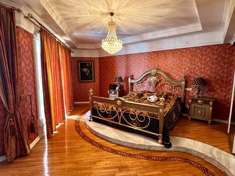 квартира по адресу Владимира Моссаковского ул. (Клари Цеткін), 8