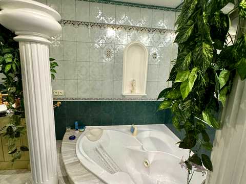квартира по адресу Владимира Моссаковского ул. (Клари Цеткін), 8