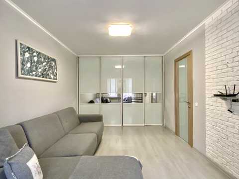 квартира по адресу Дарницкий бульв., 7