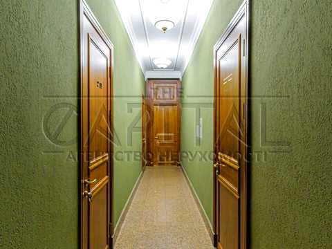 комерційна за адресою Київ, Липська вул., 16