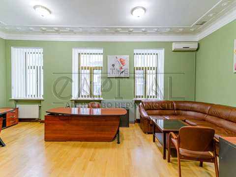комерційна за адресою Київ, Липська вул., 16