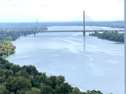квартира за адресою Причальна вул., 12