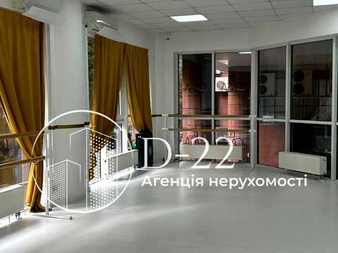 комерційна за адресою Кловський узвіз, 7