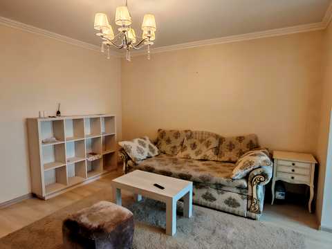 квартира за адресою Заліська вул., 5