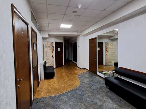 комерційна за адресою Київ, Рилєєва вул., 7/11