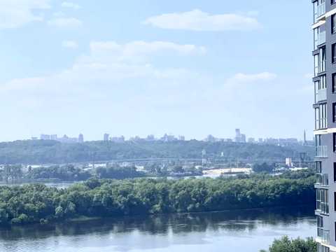 квартира за адресою Зарічна вул., 1-Б